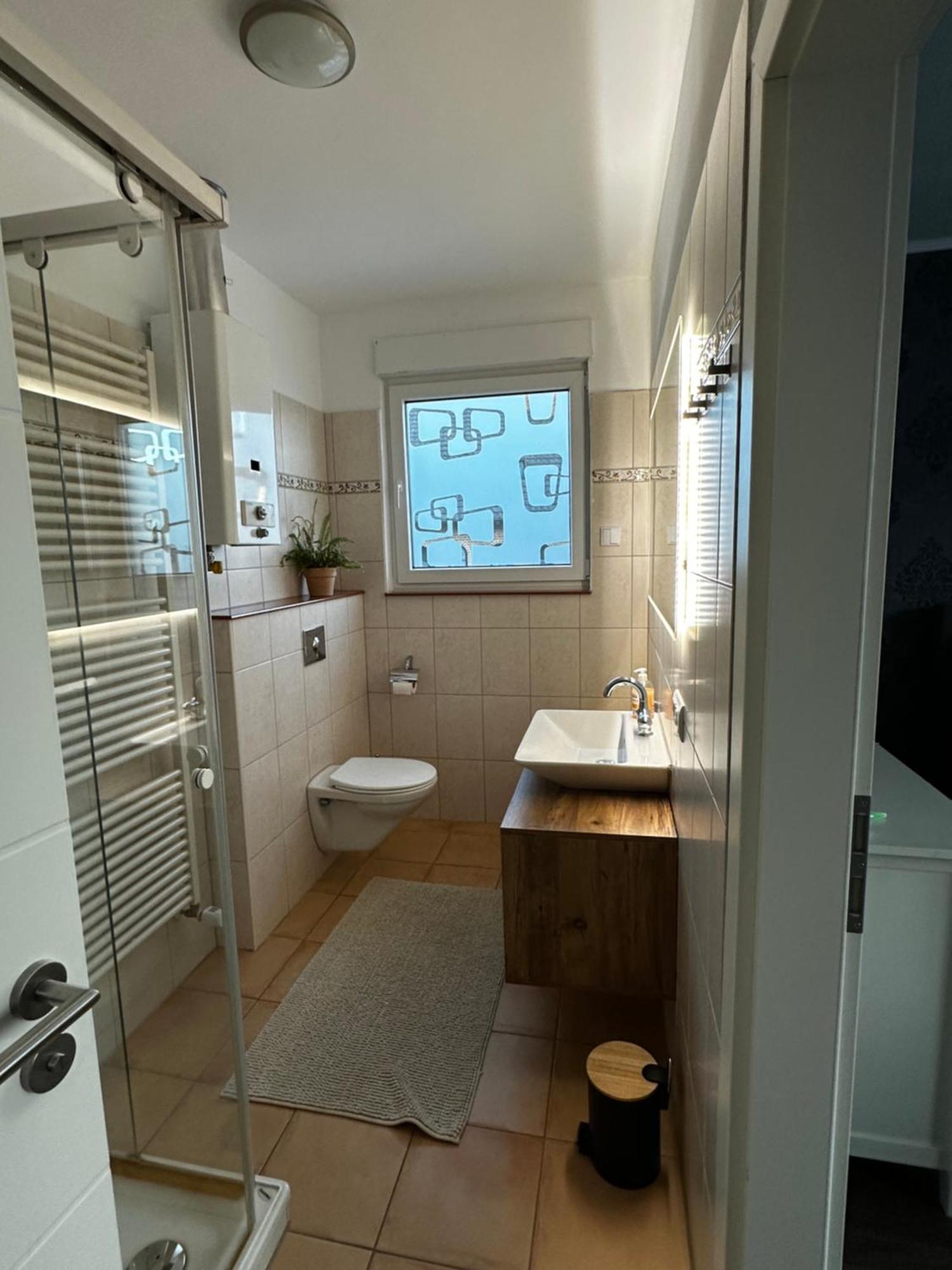 Entspannung Am Niederrhein - Grosses Helles Haus Mit Kamin Emmerich Bagian luar foto